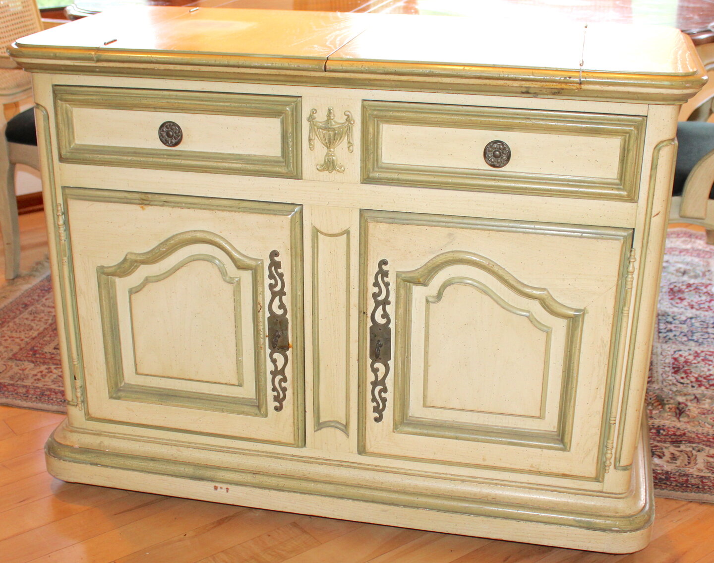 Image for EXCEPTIONAL LIVING ESTATE AUCTION