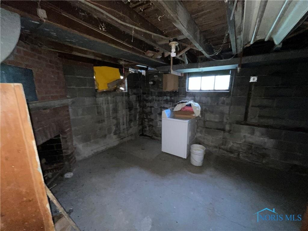 Image for MINIMUM BID AUCTION $99,000! 3728 Suder