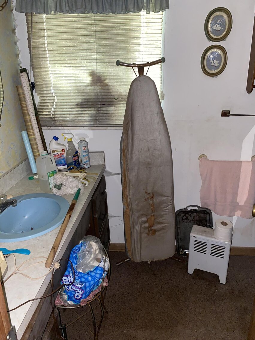 Image for SOLD $40,700 - 2 Bedroom near Hurricane Middle School Selling to the Highest Bidder