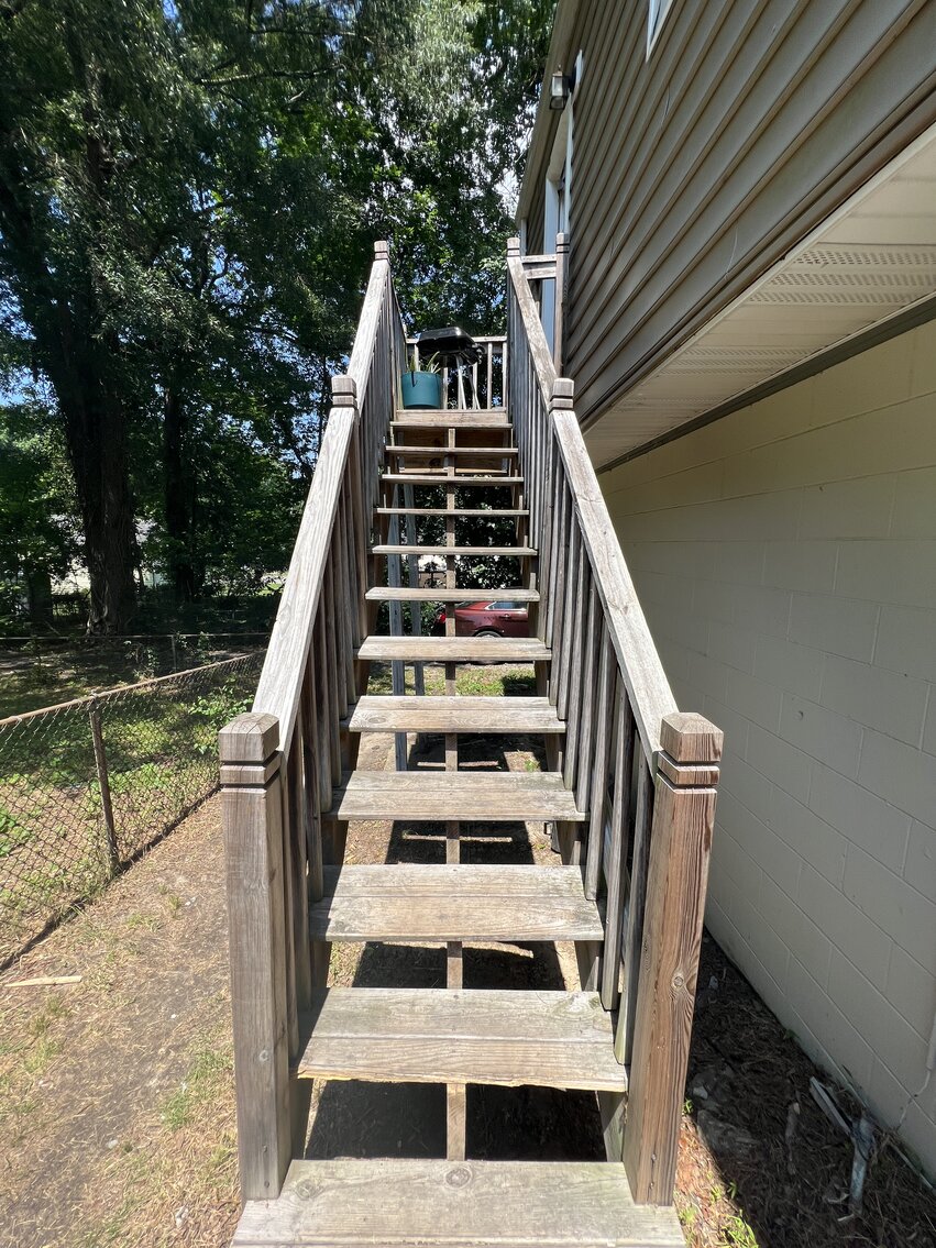 Image for Investment Opportunity.  Huge 5 Bedroom , 4 Bath  2434 Sq. Duplex with a 1481 Sq.  Unfinished Basement/ 2 car Garage