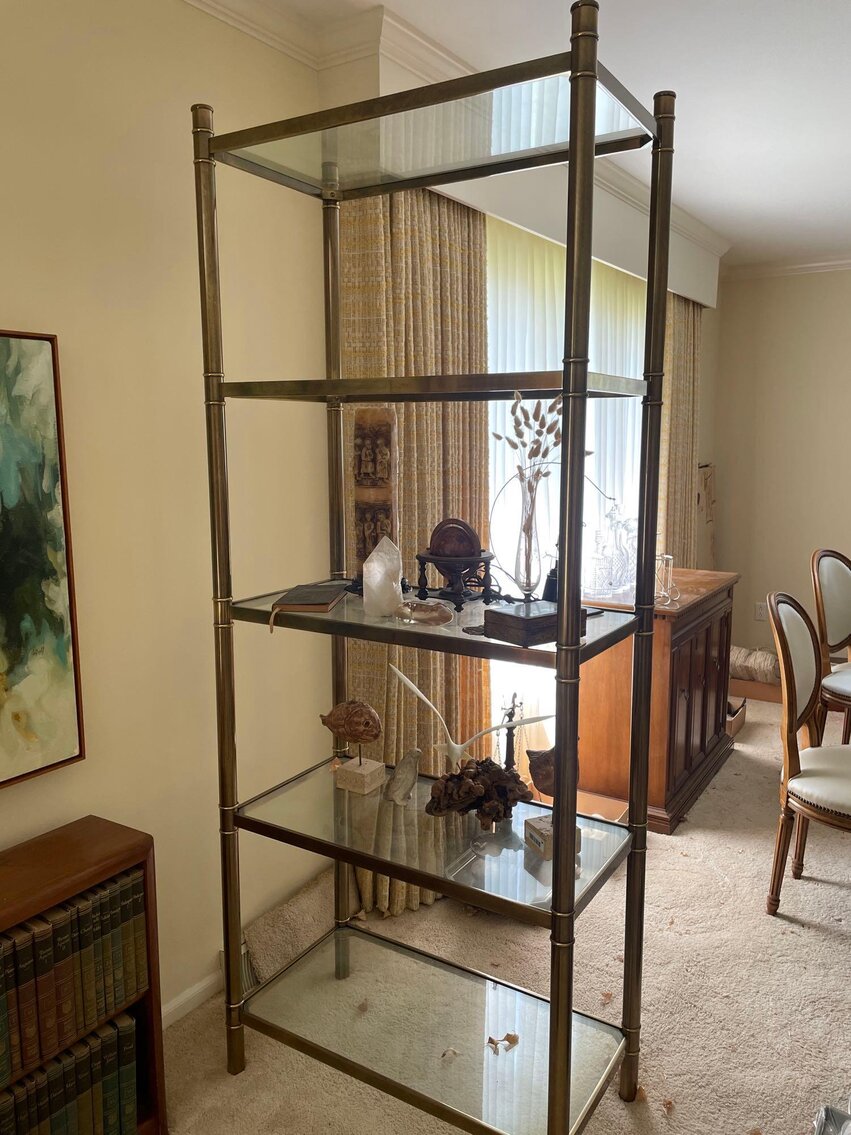 Image for Vehicle, Tools, Furniture, Paintings, Home Decor, Jewelry, Coins, Appliances, Kitchen Items (Woodhall)