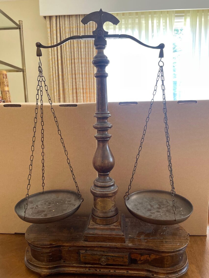 Image for Vehicle, Tools, Furniture, Paintings, Home Decor, Jewelry, Coins, Appliances, Kitchen Items (Woodhall)