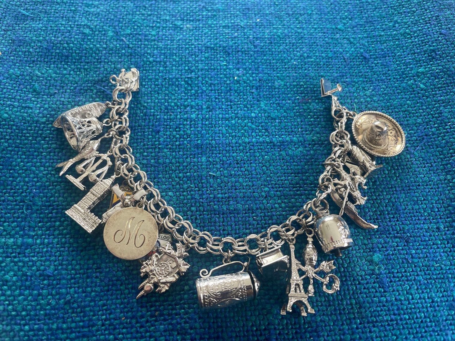 Image for Vehicle, Tools, Furniture, Paintings, Home Decor, Jewelry, Coins, Appliances, Kitchen Items (Woodhall)