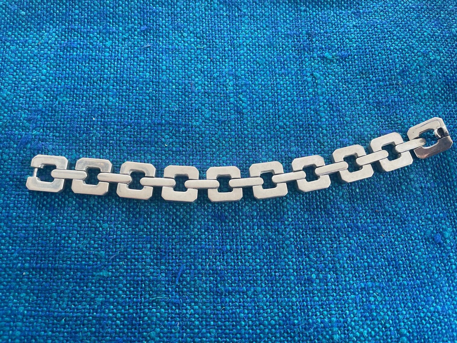 Image for Vehicle, Tools, Furniture, Paintings, Home Decor, Jewelry, Coins, Appliances, Kitchen Items (Woodhall)