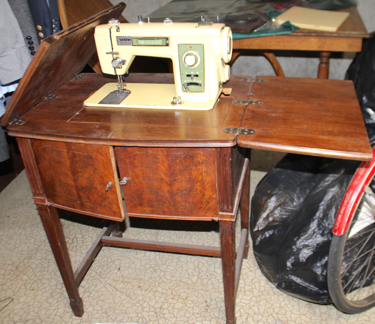 Image for VINTAGE TIME CAPSULE ESTATE AUCTION