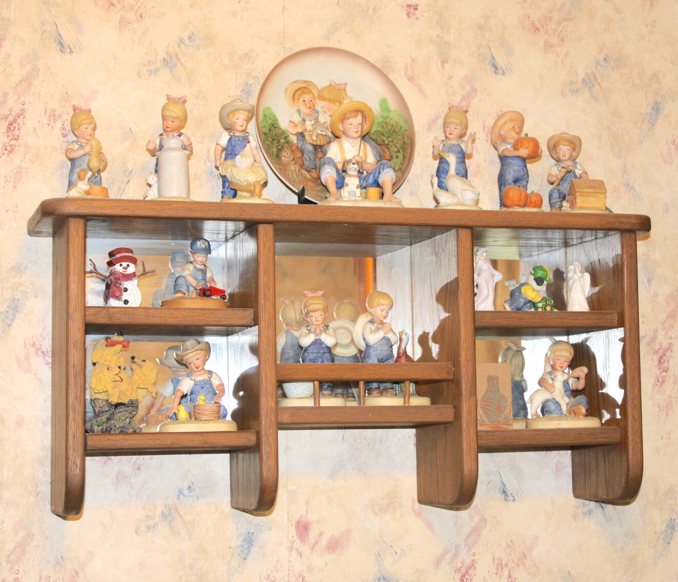 Image for VINTAGE TIME CAPSULE ESTATE AUCTION