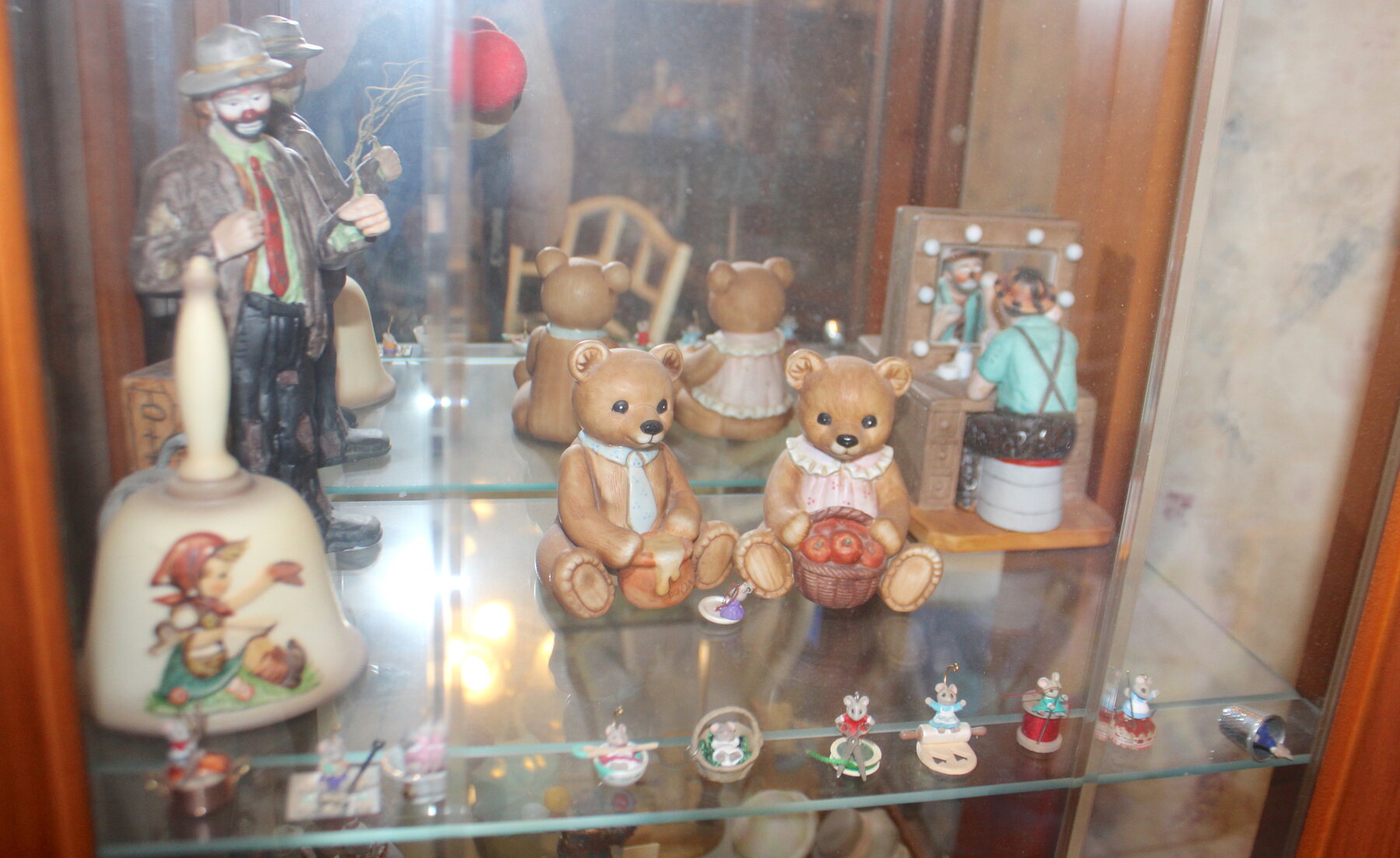 Image for VINTAGE TIME CAPSULE ESTATE AUCTION