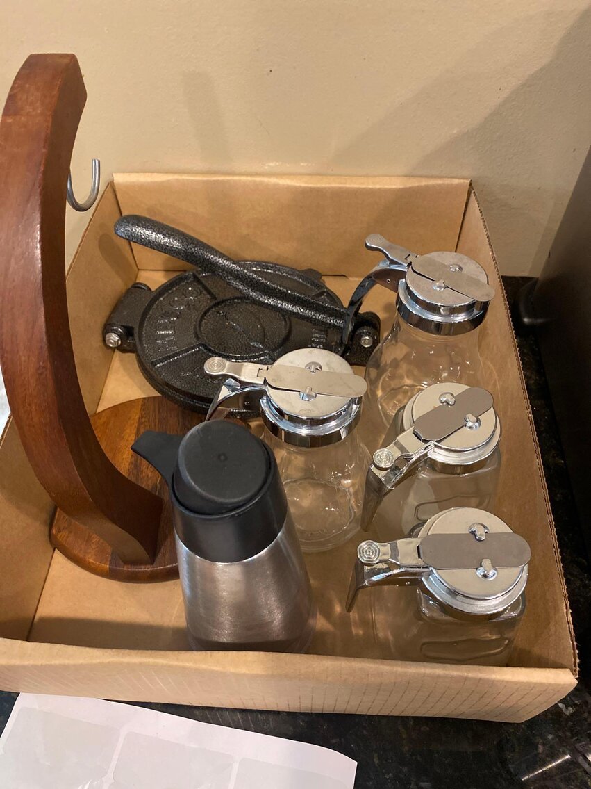 Image for Diamond/Wedding/Costume Jewelry, Home Decor, Appliances, Furniture, Bicycles, Tools, Toys / Dolls (Mill Ridge)