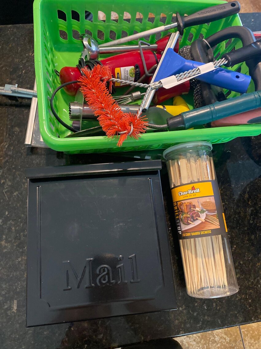 Image for Diamond/Wedding/Costume Jewelry, Home Decor, Appliances, Furniture, Bicycles, Tools, Toys / Dolls (Mill Ridge)