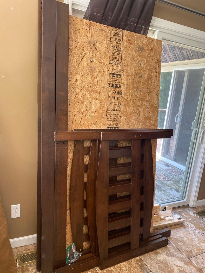 Image for Diamond/Wedding/Costume Jewelry, Home Decor, Appliances, Furniture, Bicycles, Tools, Toys / Dolls (Mill Ridge)