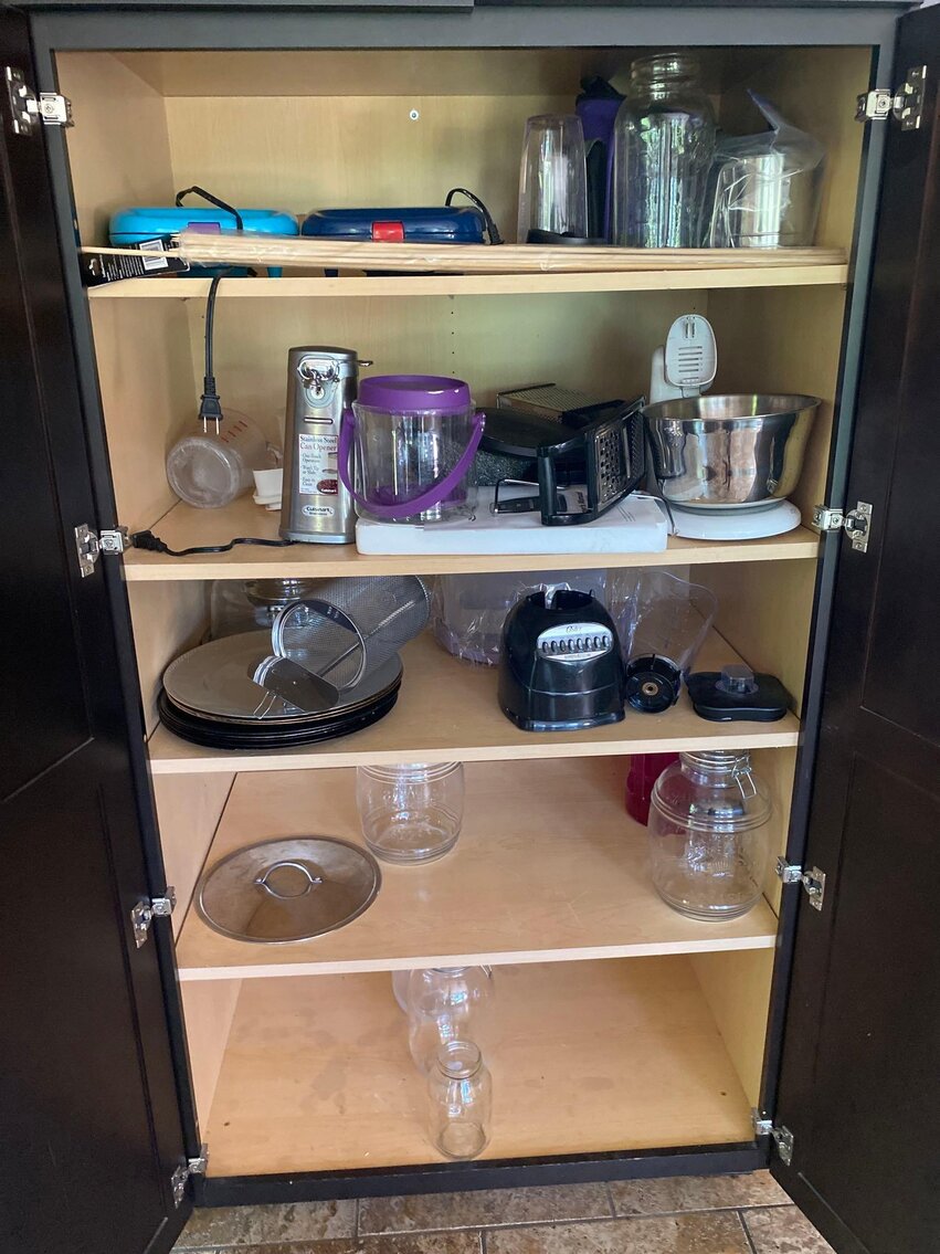 Image for Diamond/Wedding/Costume Jewelry, Home Decor, Appliances, Furniture, Bicycles, Tools, Toys / Dolls (Mill Ridge)