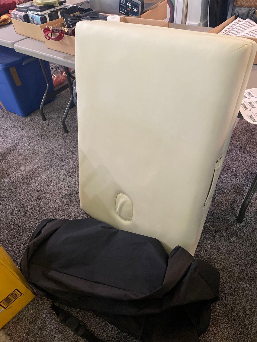 Image for Diamond/Wedding/Costume Jewelry, Home Decor, Appliances, Furniture, Bicycles, Tools, Toys / Dolls (Mill Ridge)