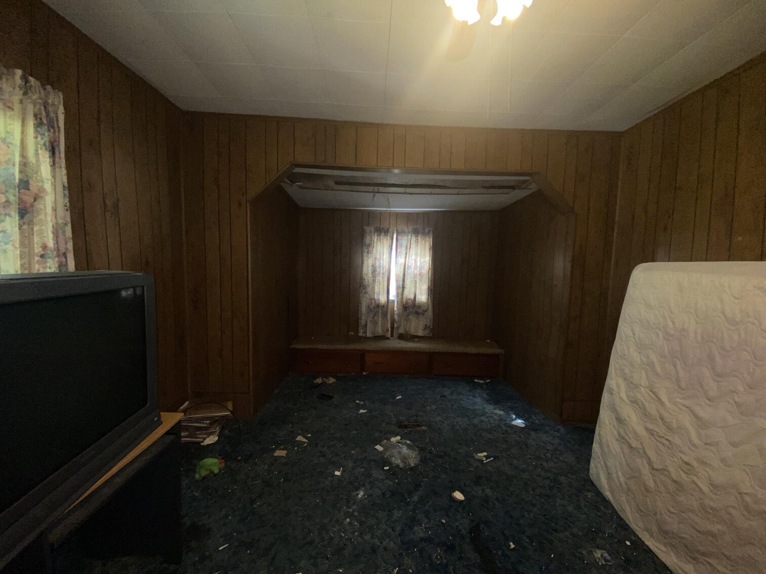 Image for SOLD $36,300 - 2 Bedroom Project Home Selling to the Highest Bidder