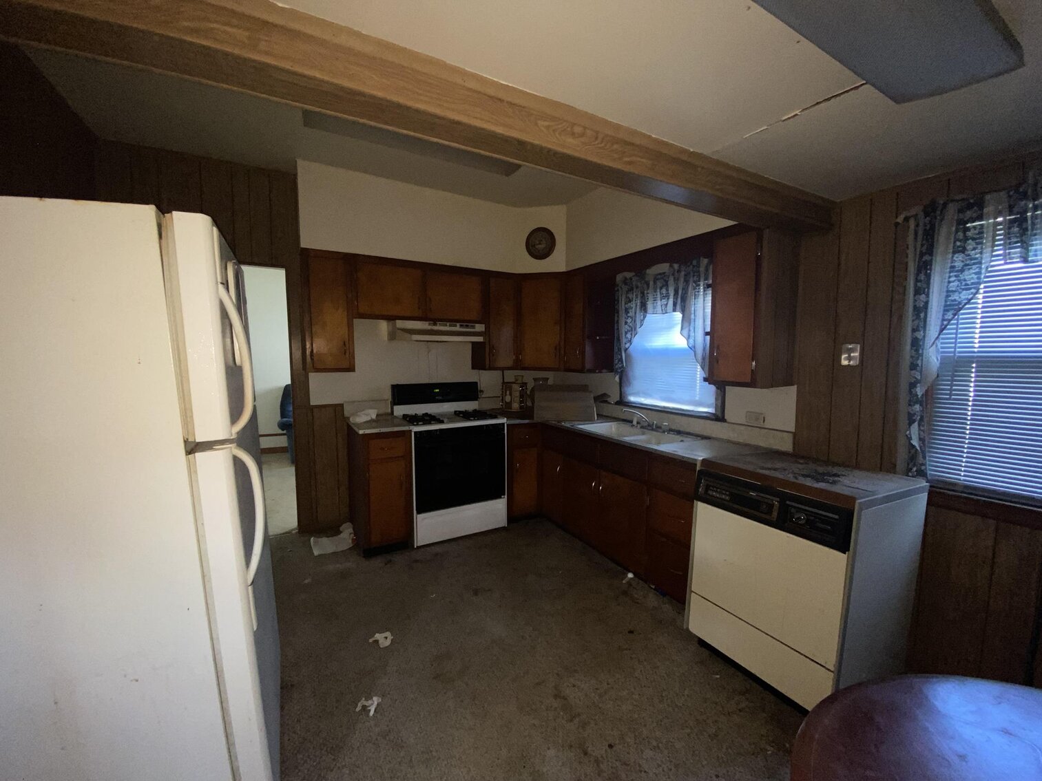 Image for SOLD $36,300 - 2 Bedroom Project Home Selling to the Highest Bidder