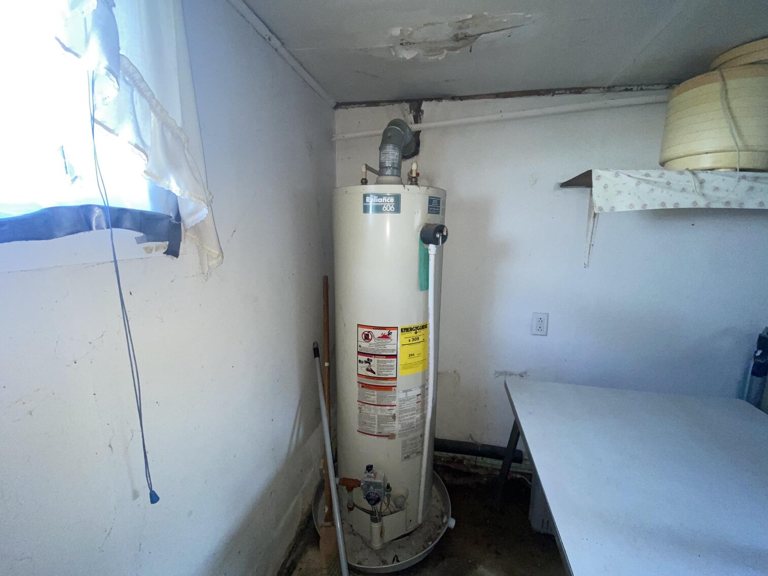 Image for SOLD $36,300 - 2 Bedroom Project Home Selling to the Highest Bidder