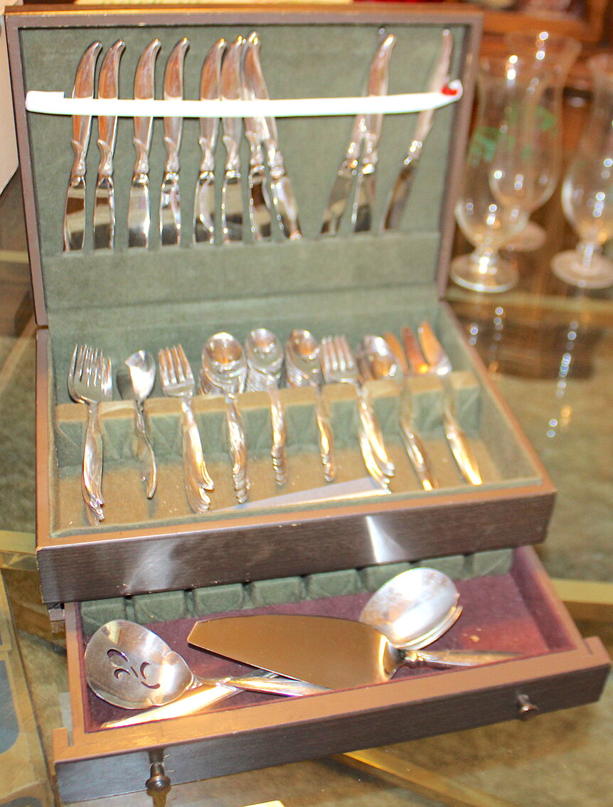 Image for ESTATE AUCTION