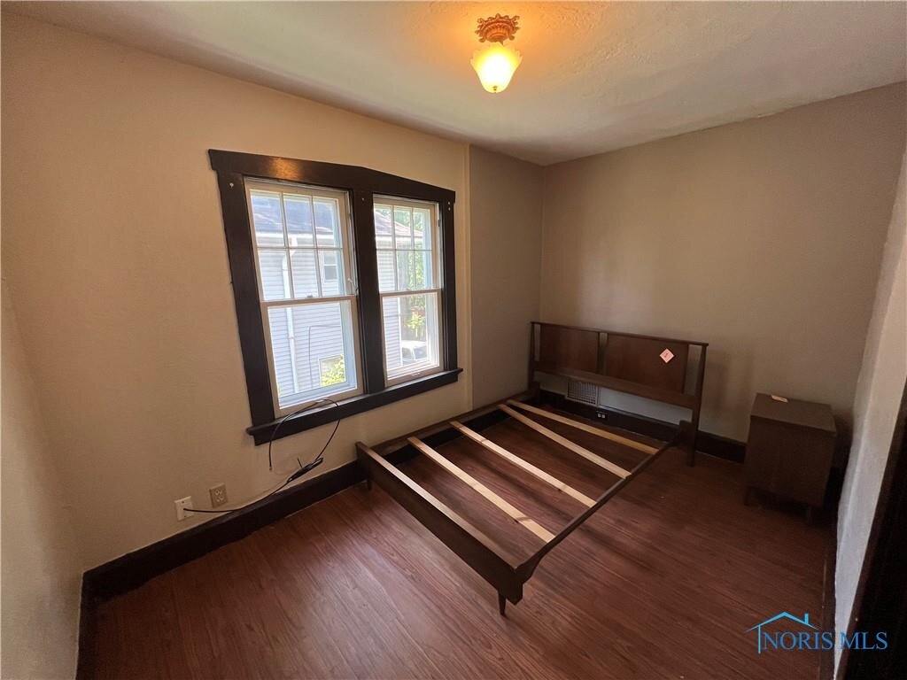 Image for MINIMUM BID AUCTION $42,000! 3943 Hoiles Ave