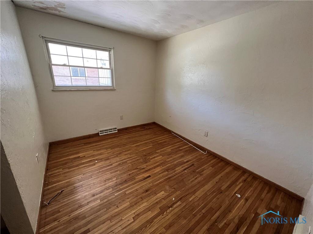 Image for MINIMUM BID AUCTION $59,000! 3953 Quinton Ave