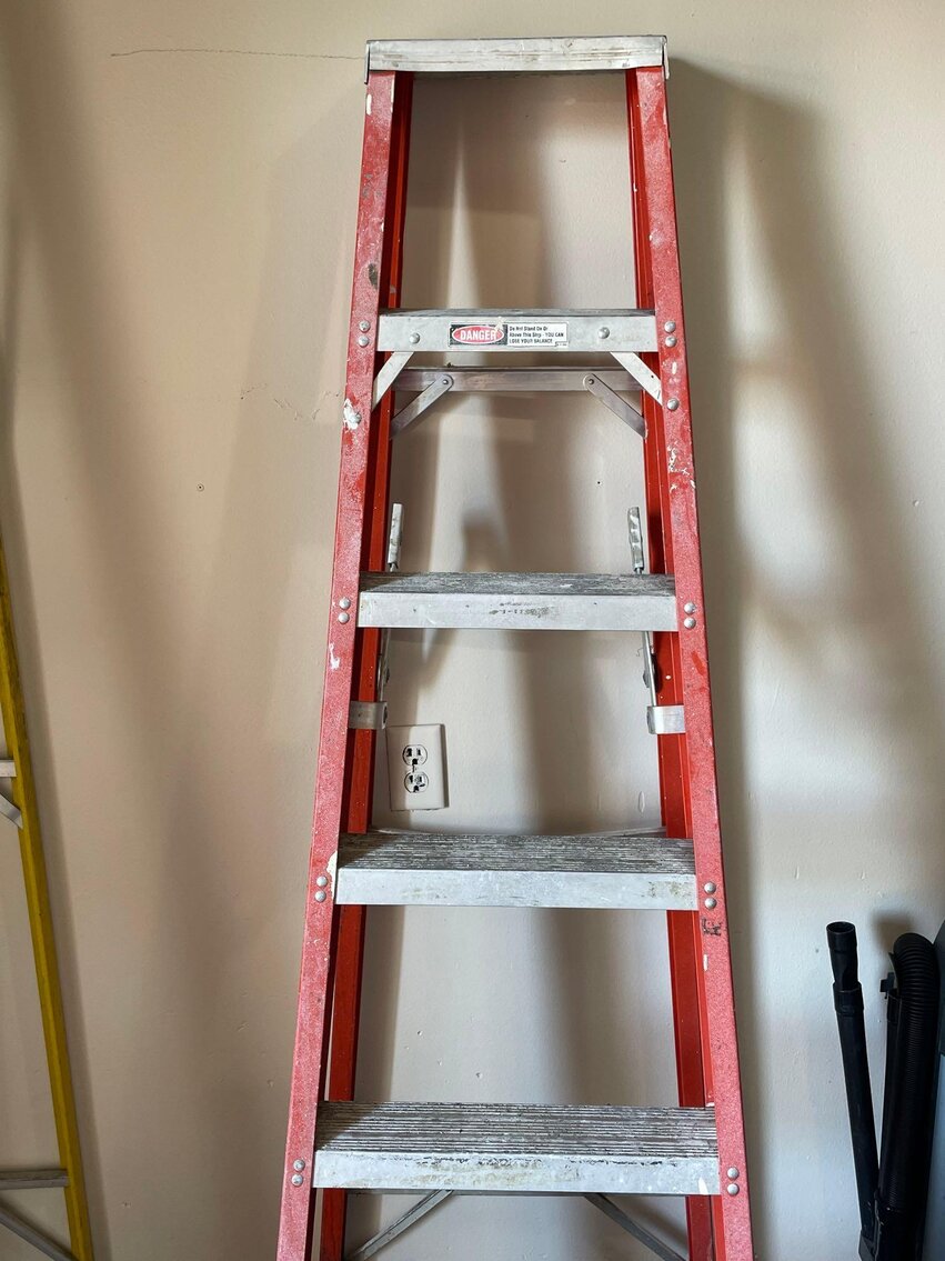 Image for Tavern and Restaurant Liquidation (West Alexis)