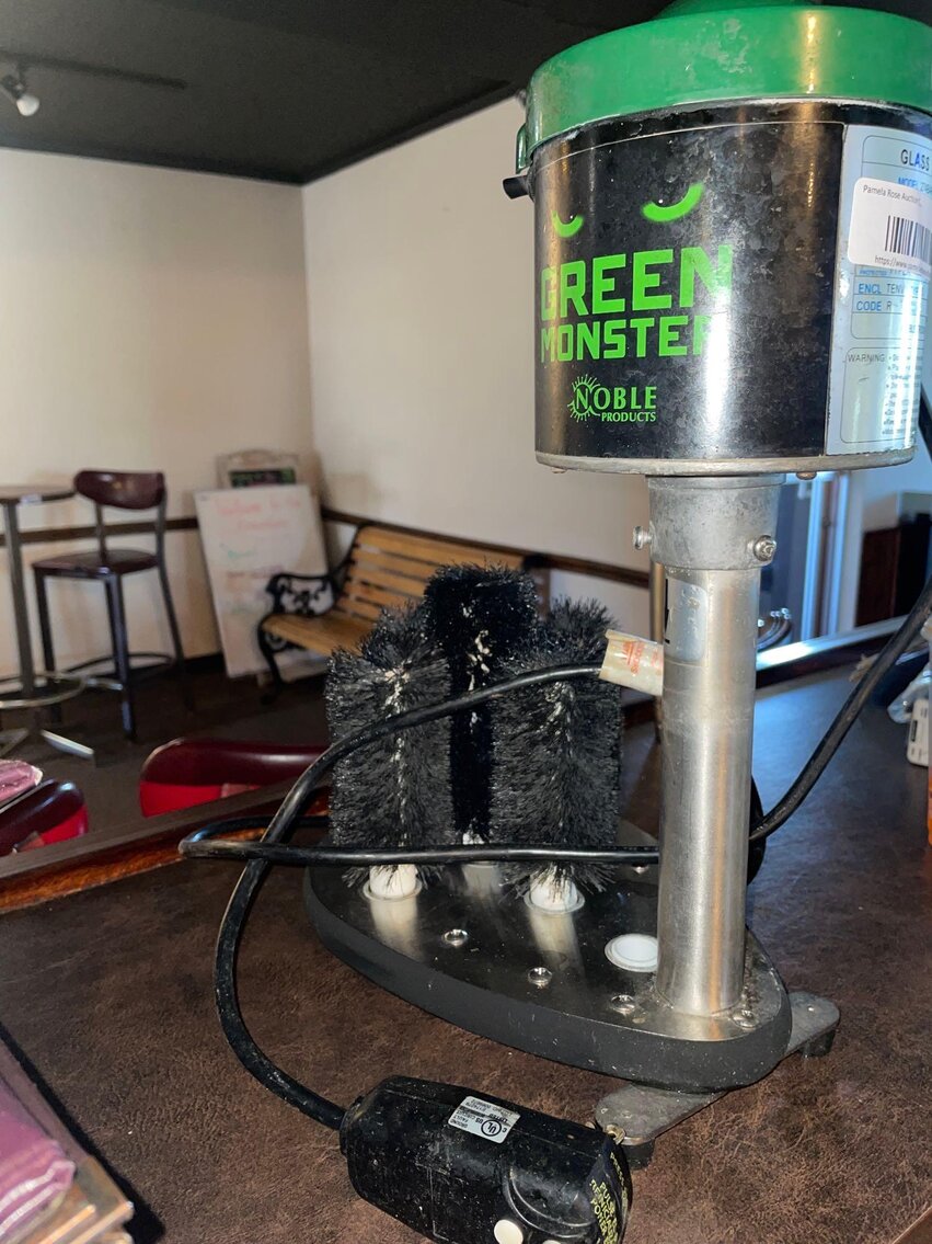 Image for Tavern and Restaurant Liquidation (West Alexis)