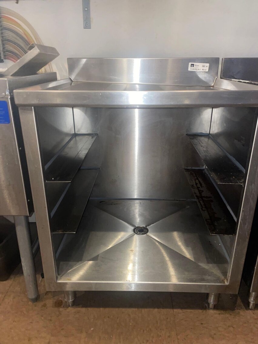 Image for Tavern and Restaurant Liquidation (West Alexis)