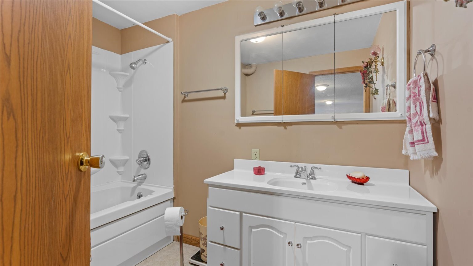 Image for SOLD - 14781 Lakeside Dr. Excelsior Springs, MO.