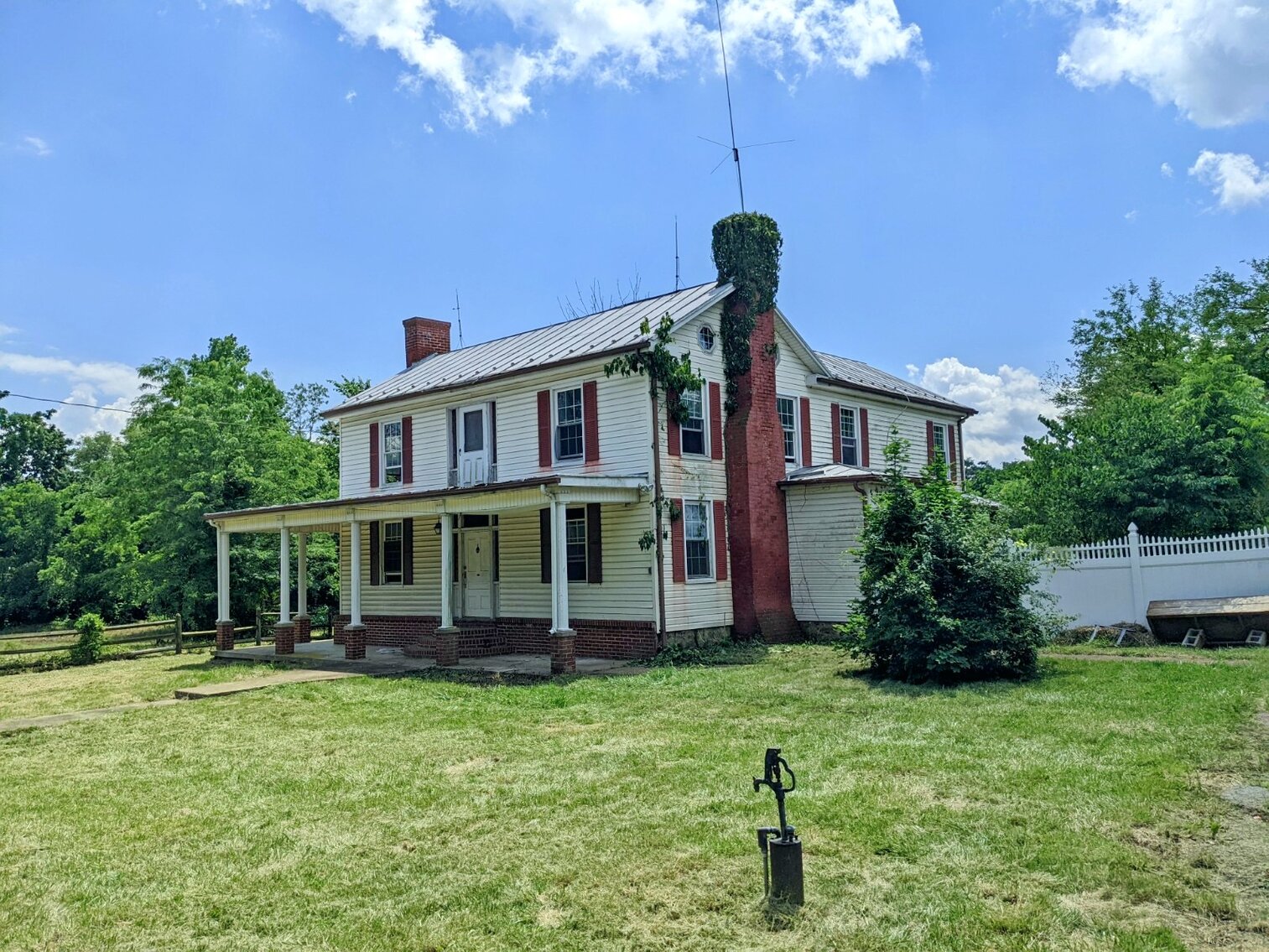 Image for 5.27+/- Acres Zoned R2 With 4 Bed/2 Bath House And Large Barn In McGaheysville VA