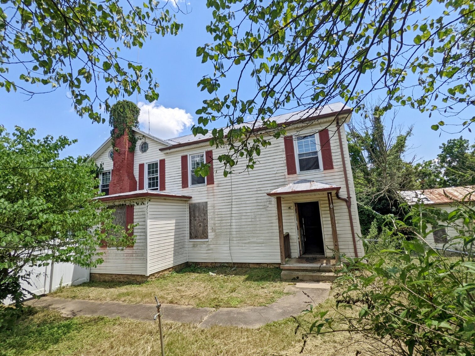 Image for 5.27+/- Acres Zoned R2 With 4 Bed/2 Bath House And Large Barn In McGaheysville VA