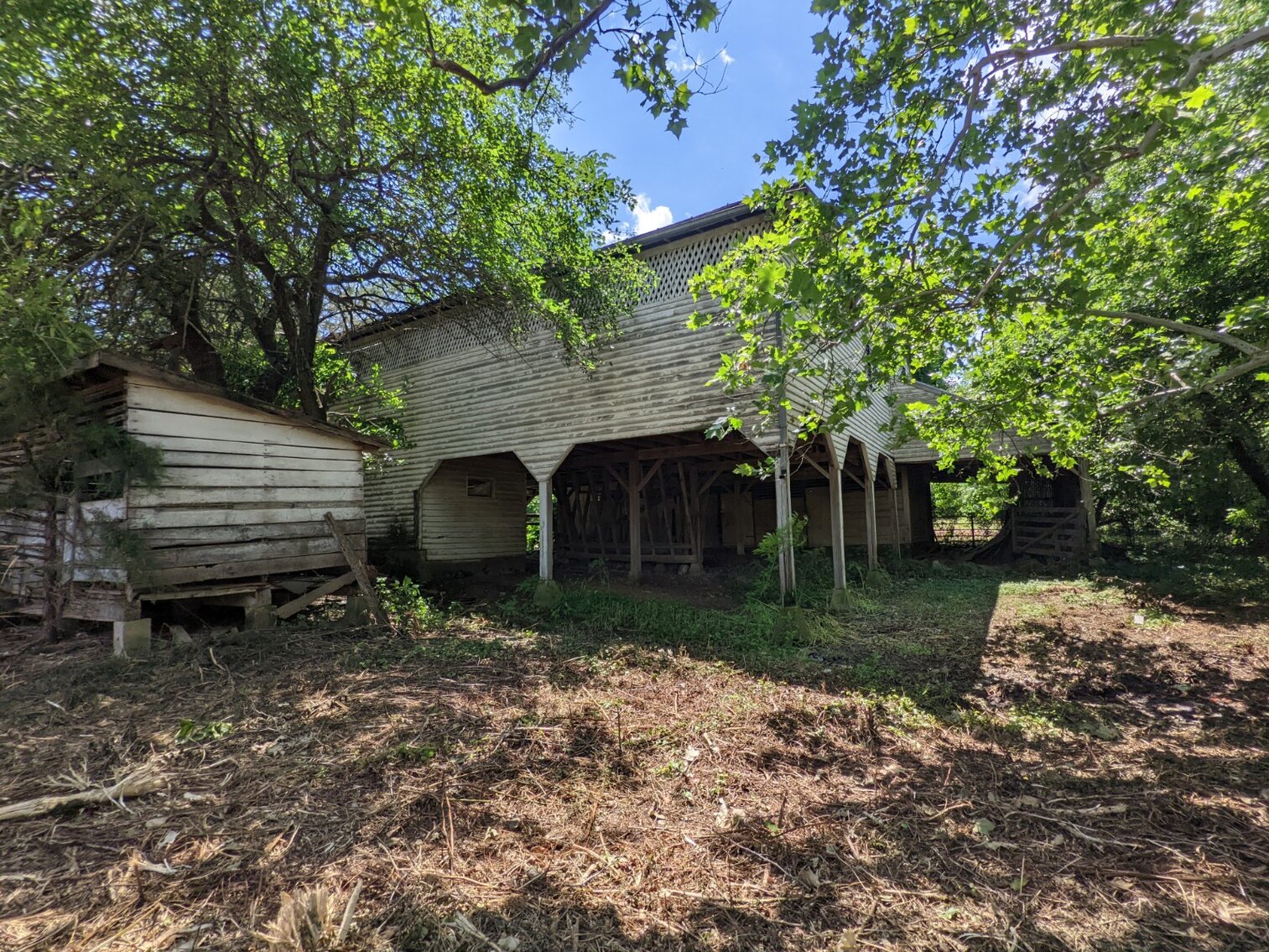 Image for 5.27+/- Acres Zoned R2 With 4 Bed/2 Bath House And Large Barn In McGaheysville VA