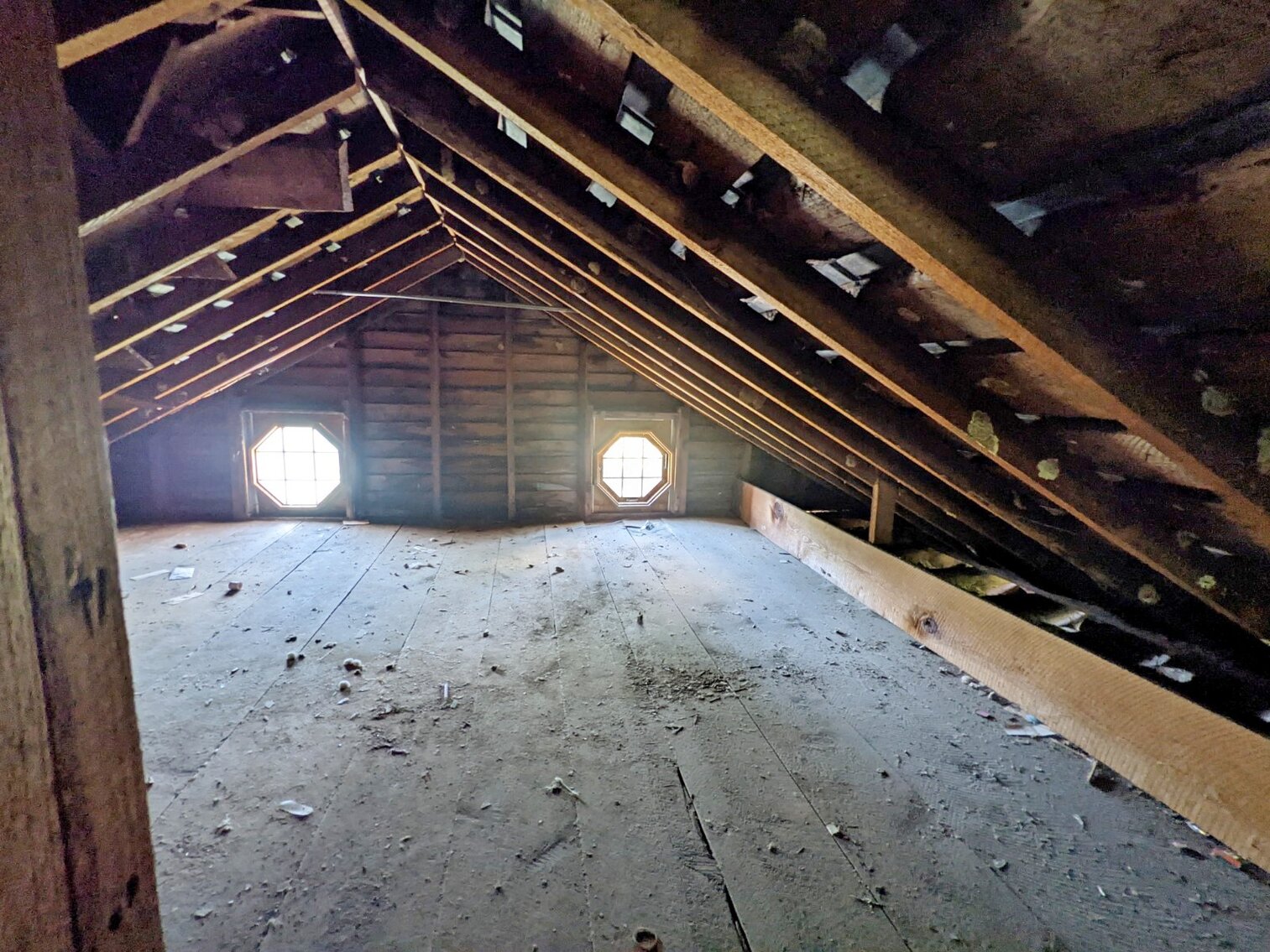 Image for 5.27+/- Acres Zoned R2 With 4 Bed/2 Bath House And Large Barn In McGaheysville VA