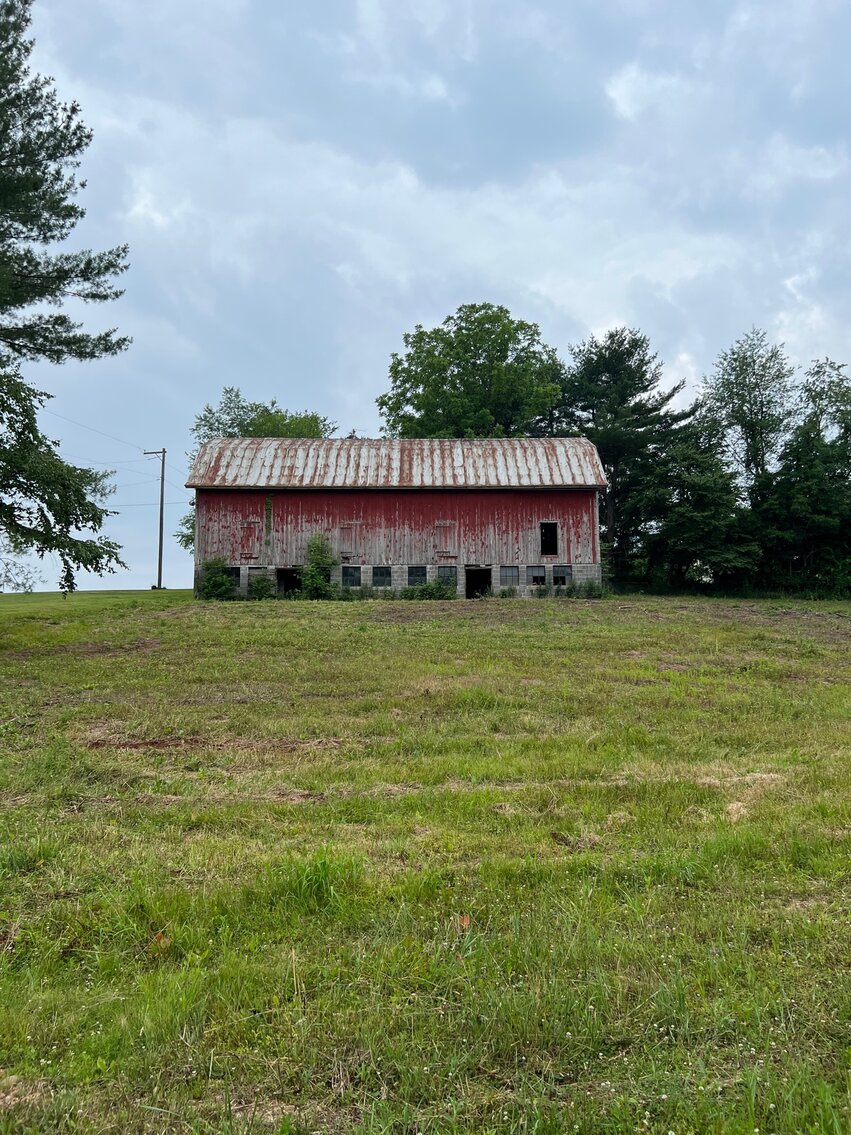Image for Real Estate Auction - Fixer Upper Farmhouse on 37 acres with Barn