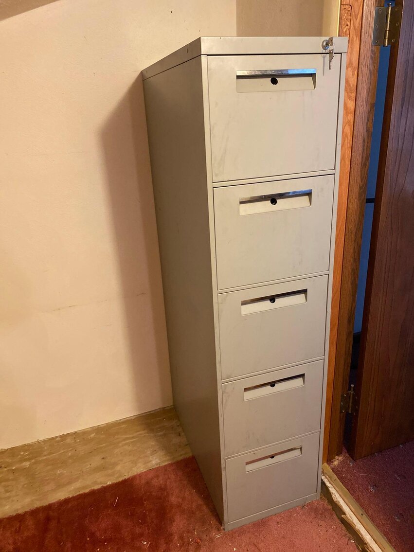 Image for Toyota Rav 4, Magnum Lawn Mower, Furniture, Home Decor, Camera's, Tools (SR 110)