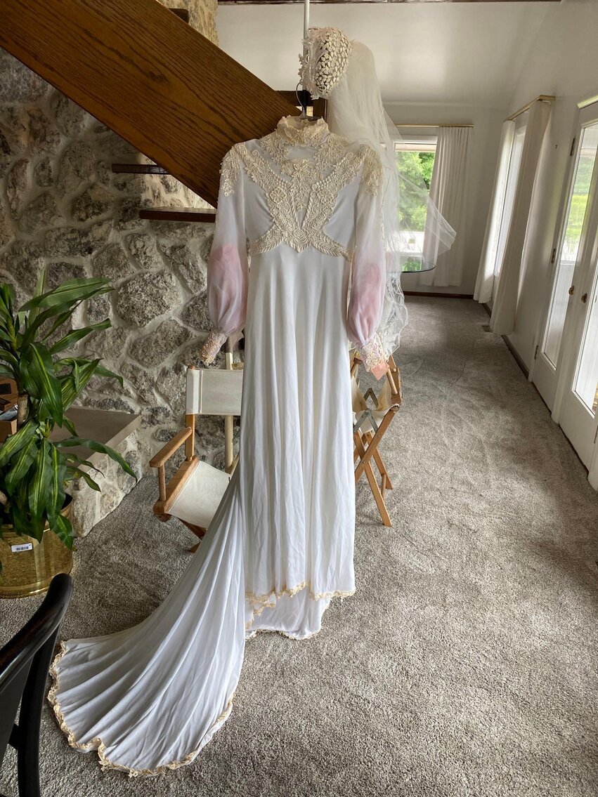 Image for Toyota Rav 4, Magnum Lawn Mower, Furniture, Home Decor, Camera's, Tools (SR 110)