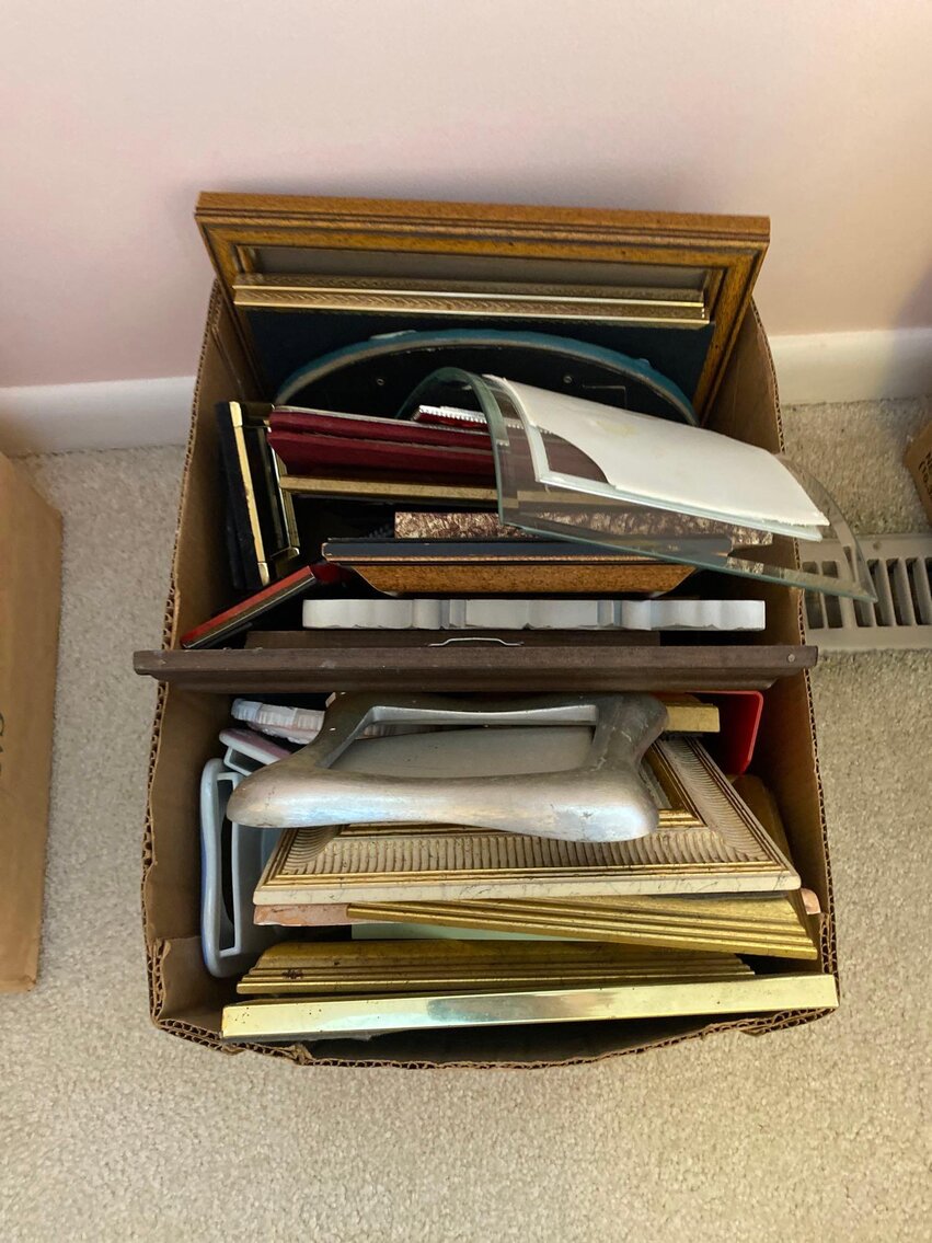 Image for Toyota Rav 4, Magnum Lawn Mower, Furniture, Home Decor, Camera's, Tools (SR 110)