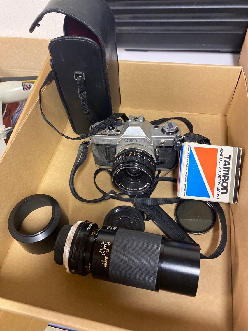 Image for Toyota Rav 4, Magnum Lawn Mower, Furniture, Home Decor, Camera's, Tools (SR 110)