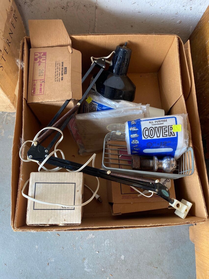 Image for Toyota Rav 4, Magnum Lawn Mower, Furniture, Home Decor, Camera's, Tools (SR 110)