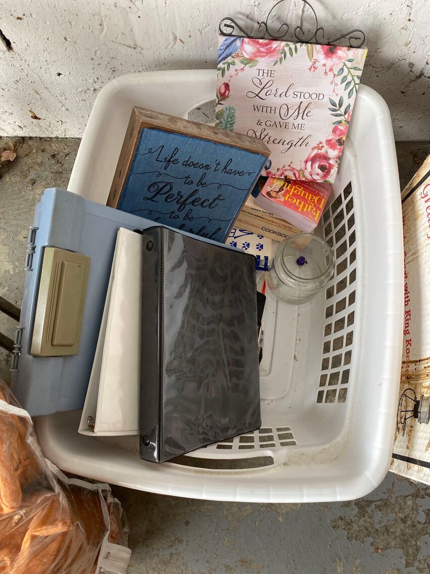 Image for Toyota Rav 4, Magnum Lawn Mower, Furniture, Home Decor, Camera's, Tools (SR 110)