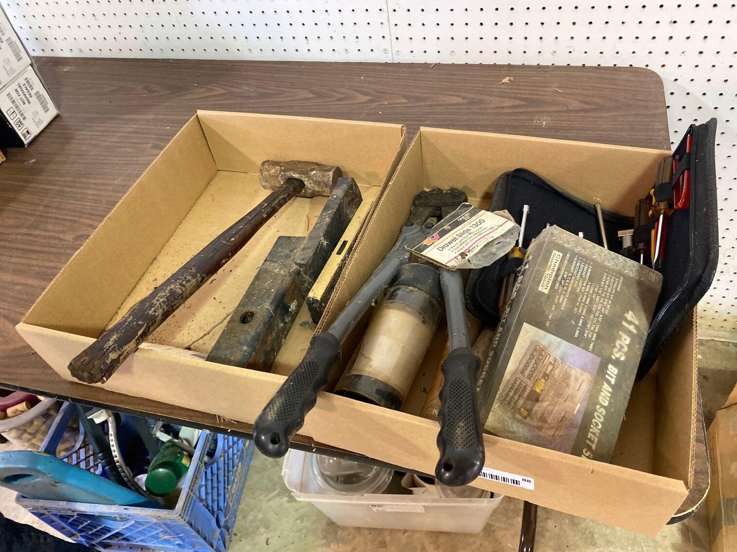 Image for Toyota Rav 4, Magnum Lawn Mower, Furniture, Home Decor, Camera's, Tools (SR 110)