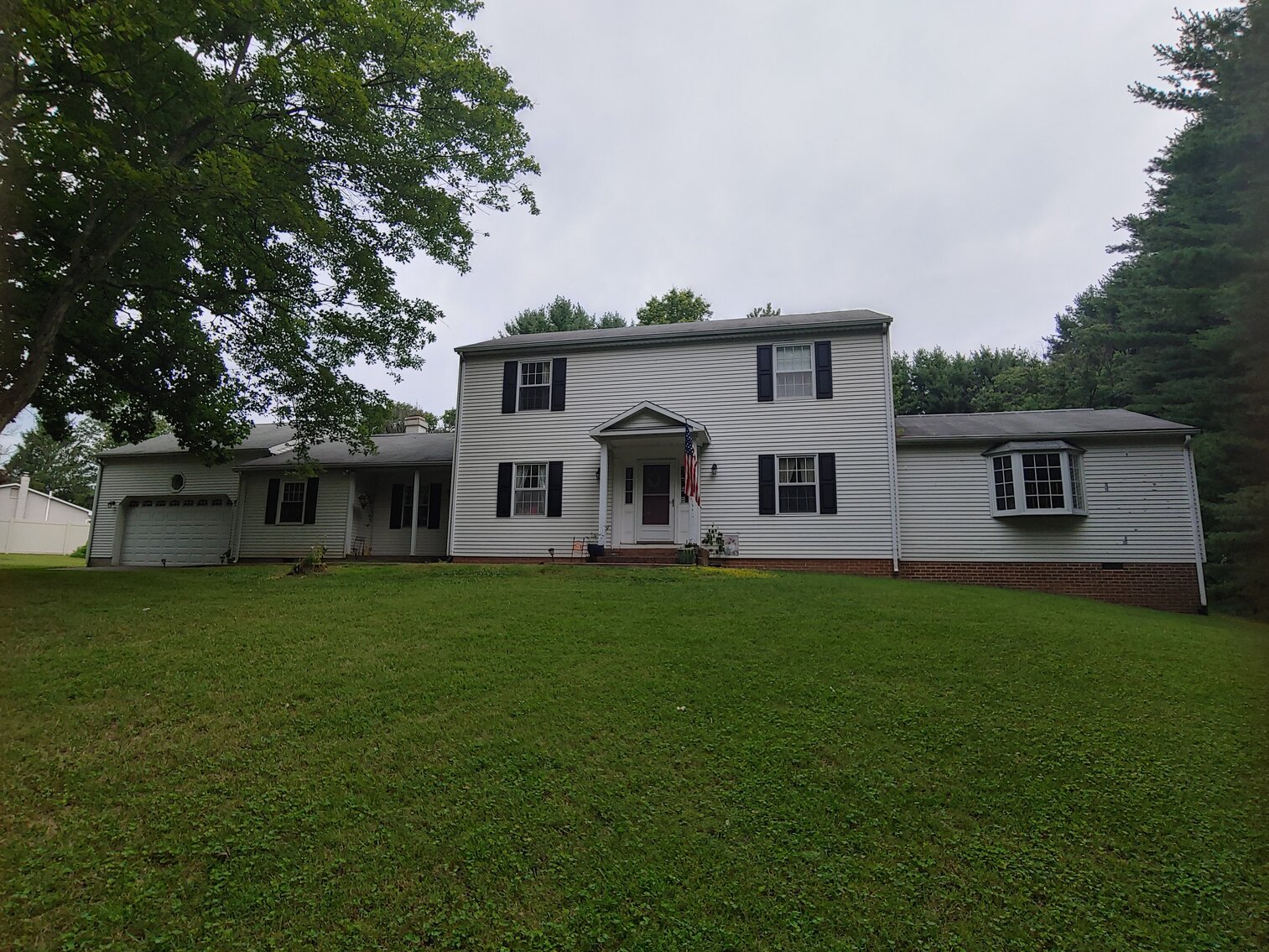 Image for SPACIOUS 2-STORY COLONIAL ON 1.63+/- ACRES 3 BR, 2.5 BA W/ 2-CAR ATTACHED GARAGE