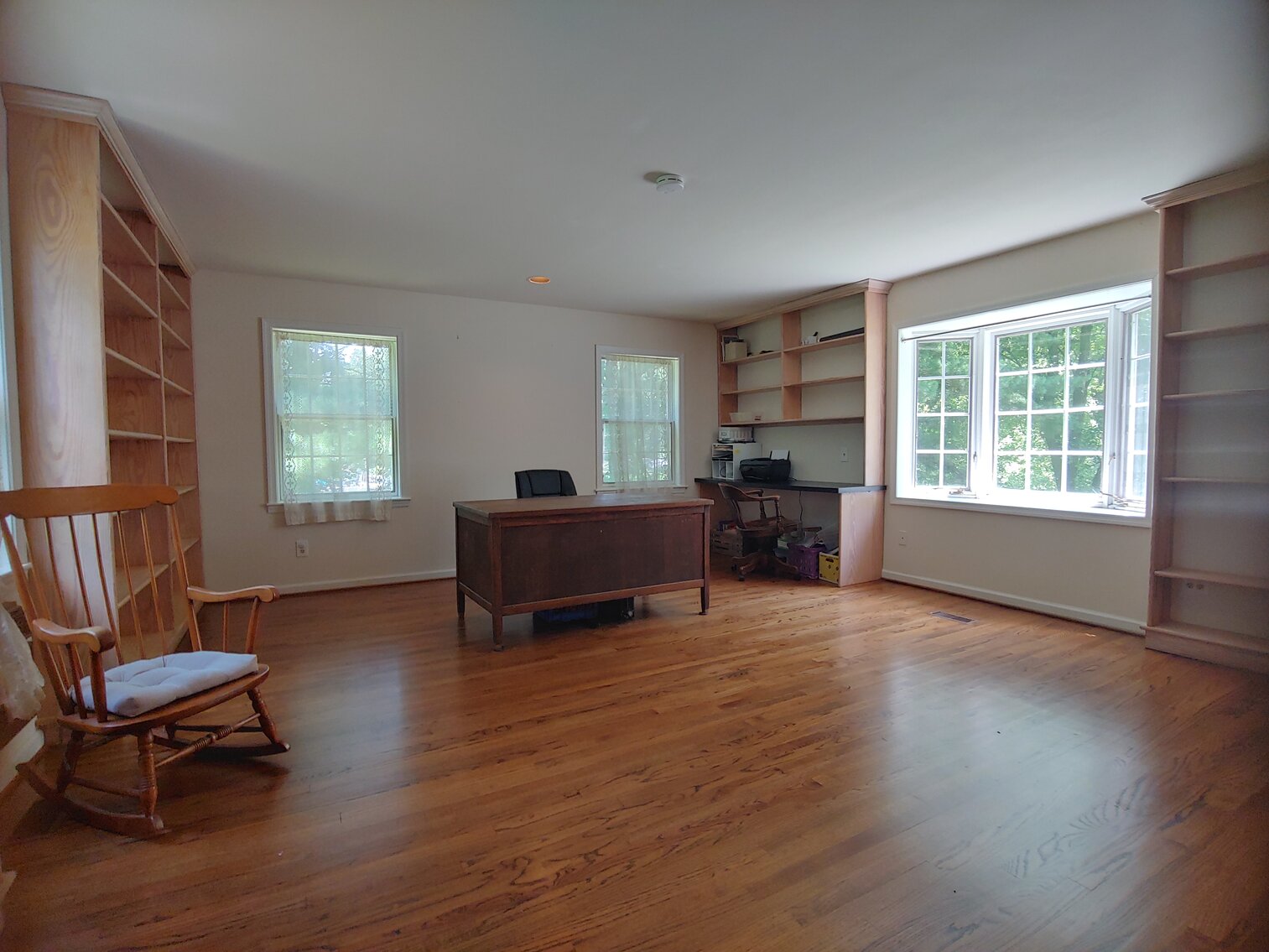 Image for SPACIOUS 2-STORY COLONIAL ON 1.63+/- ACRES 3 BR, 2.5 BA W/ 2-CAR ATTACHED GARAGE