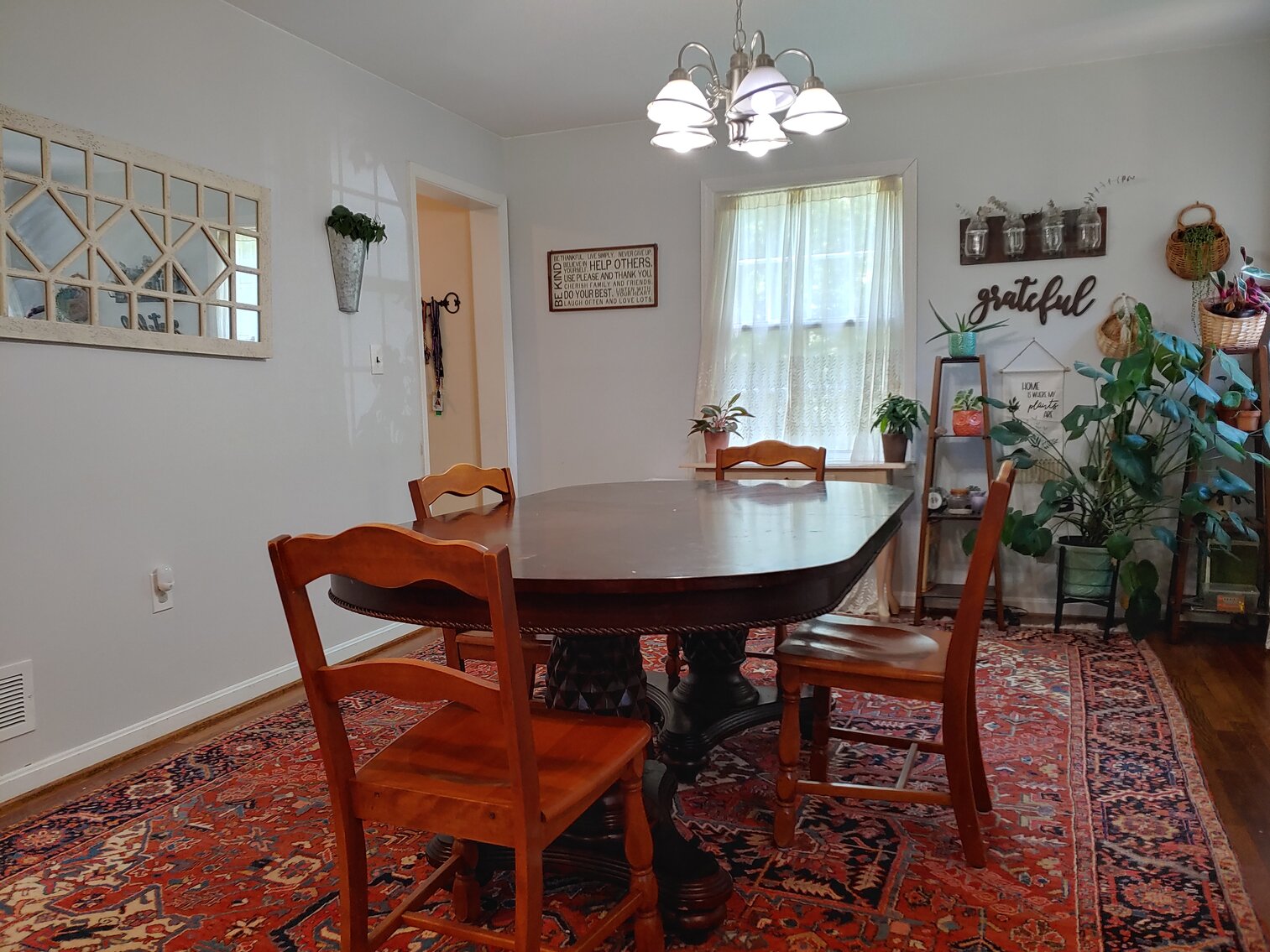 Image for SPACIOUS 2-STORY COLONIAL ON 1.63+/- ACRES 3 BR, 2.5 BA W/ 2-CAR ATTACHED GARAGE