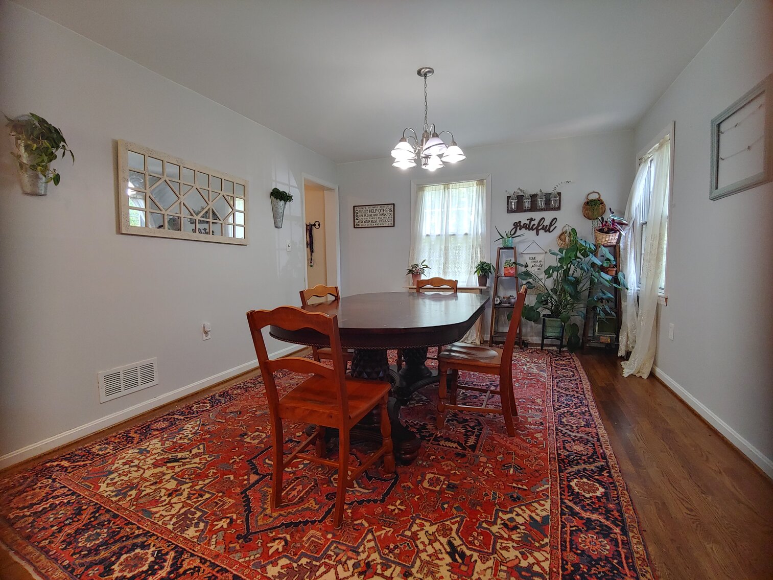Image for SPACIOUS 2-STORY COLONIAL ON 1.63+/- ACRES 3 BR, 2.5 BA W/ 2-CAR ATTACHED GARAGE