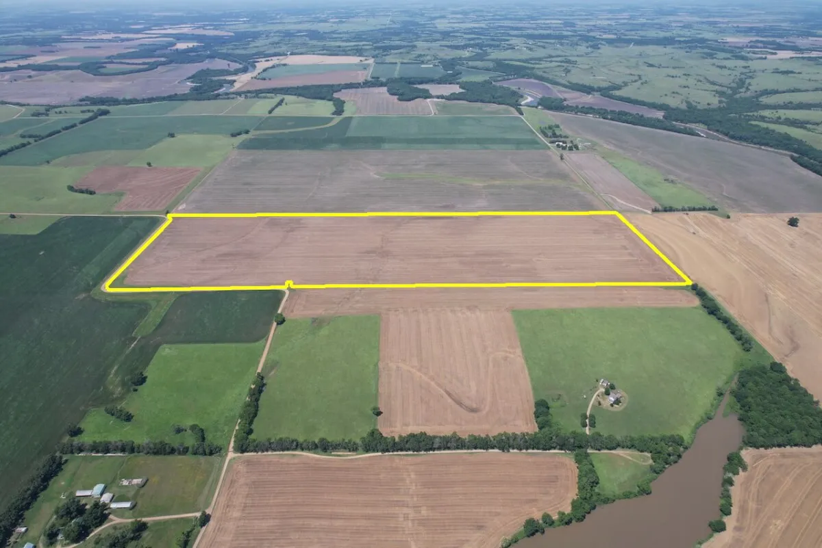 115+- Acres Walnut River Tillable Bottom Ground, Cowley County, Kansas photo 2