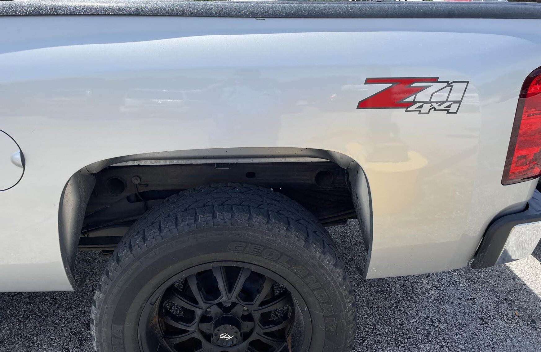 Image for LIVING ESTATE AUCTION