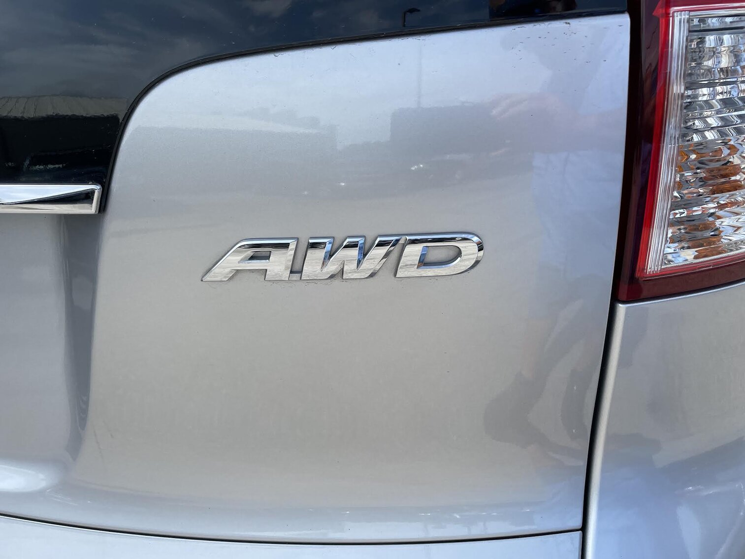 Image for LIVING ESTATE AUCTION