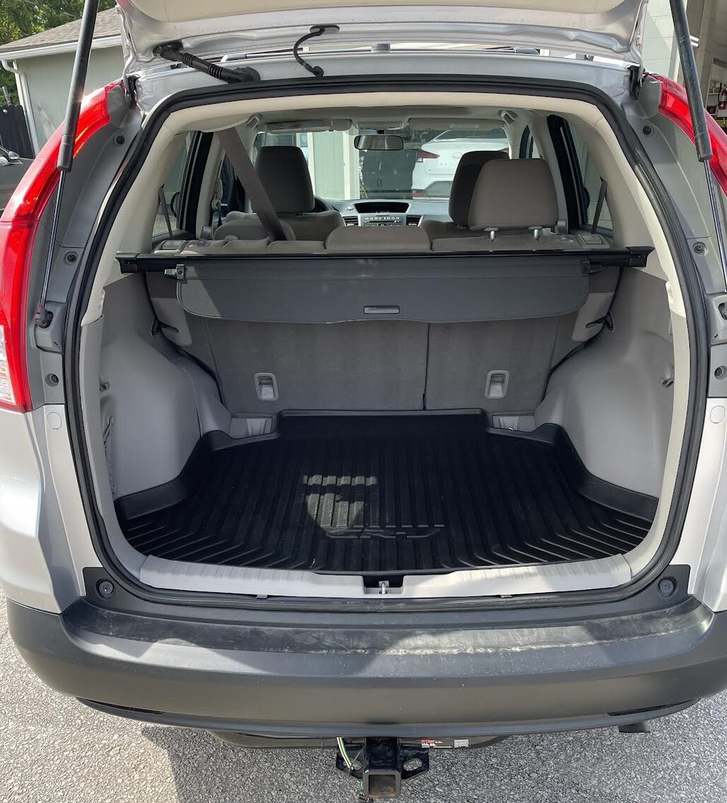 Image for LIVING ESTATE AUCTION