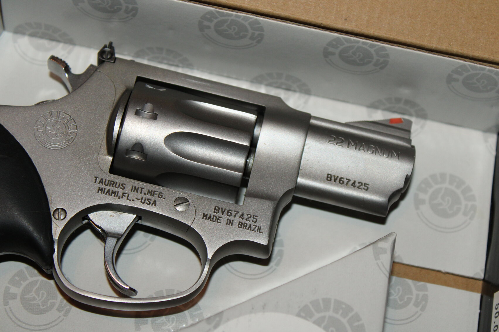 Image for LIVING ESTATE AUCTION