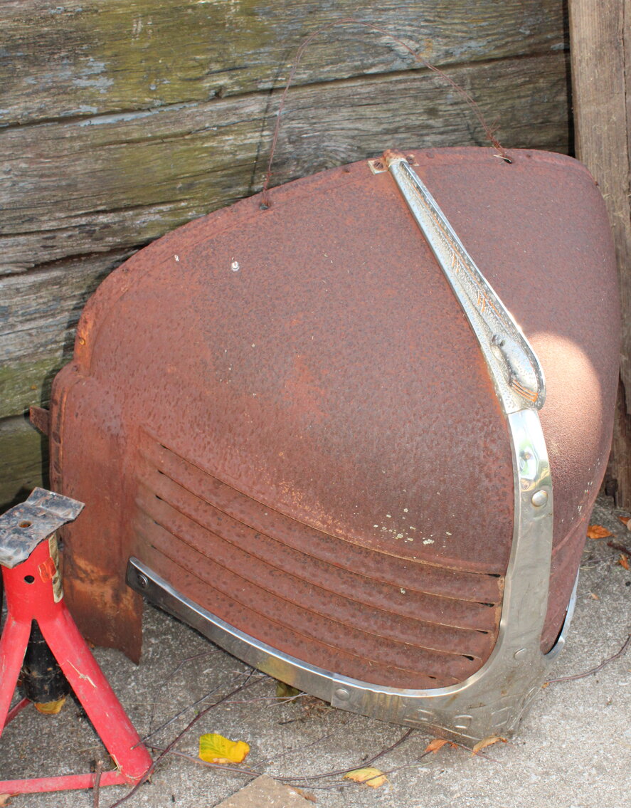 Image for LIVING ESTATE AUCTION