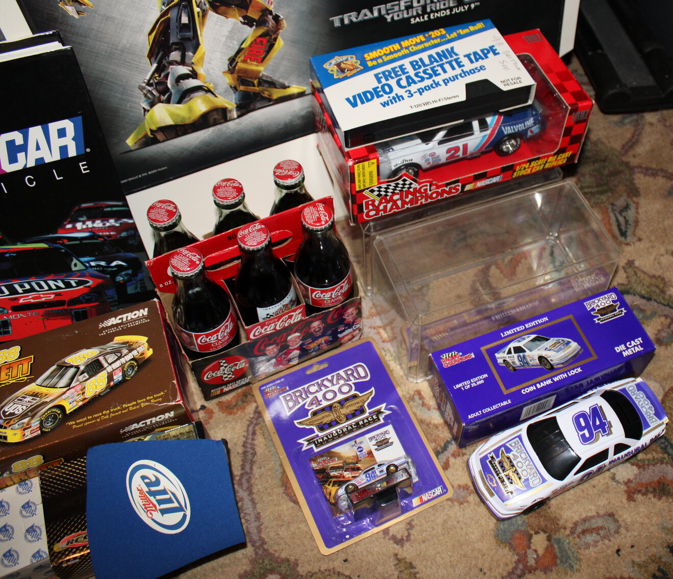 Image for LIVING ESTATE AUCTION