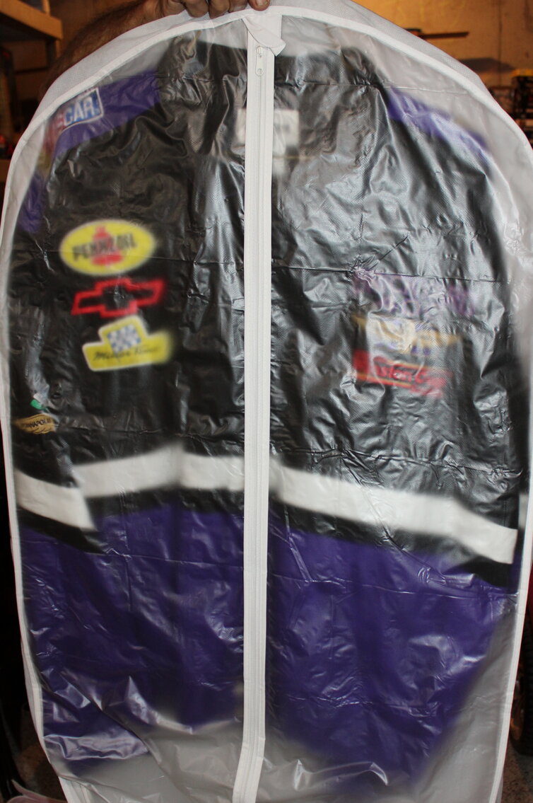 Image for LIVING ESTATE AUCTION